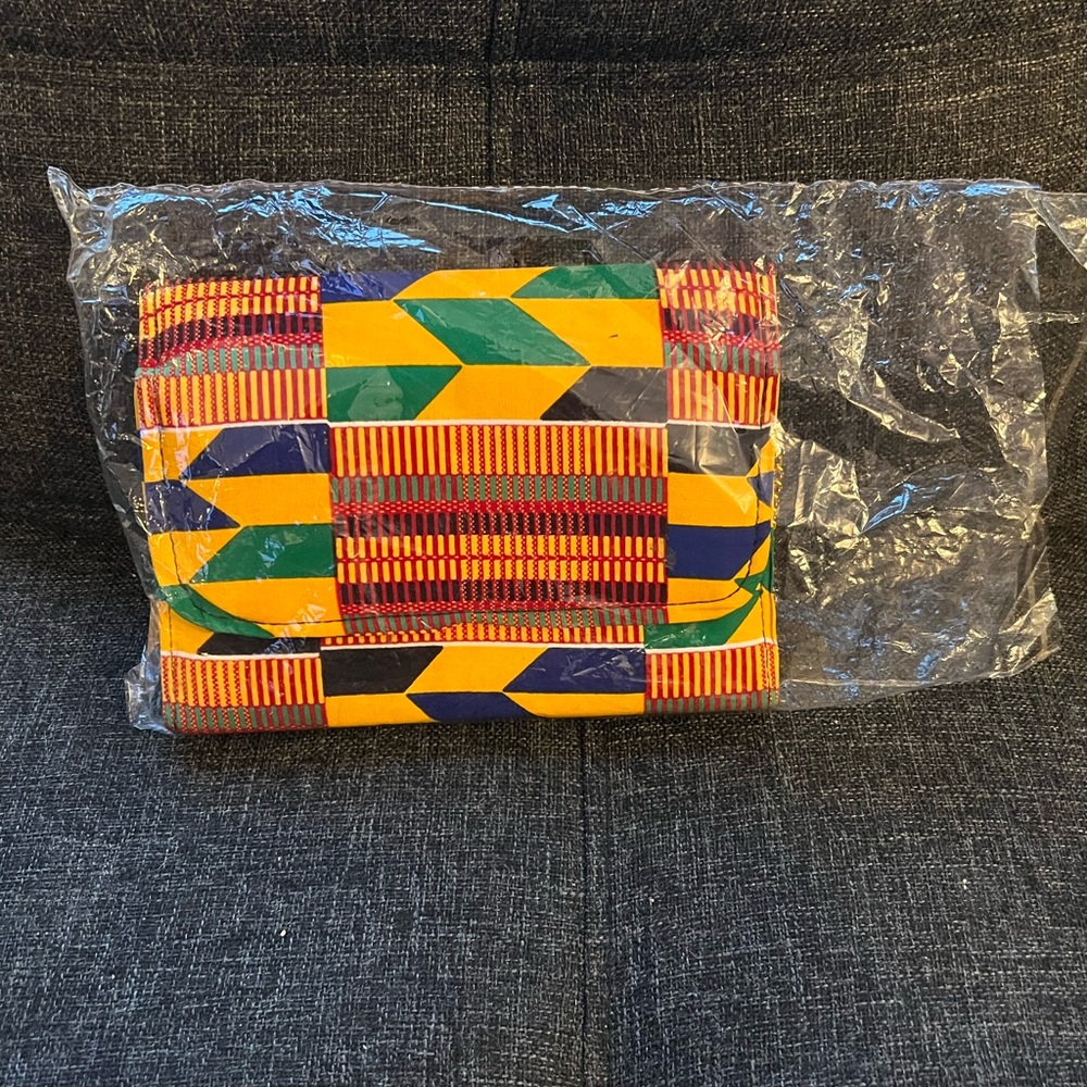 Colorful Geometric Pattern Handmade Clutch - Picture 4 of 9